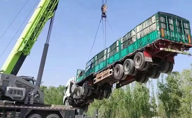伊宁道路脱困救援案例